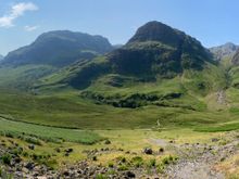 A panoramic view - is this the Three Sisters? Not sure.