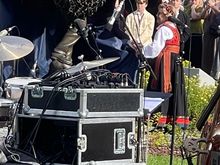 The Queen unveiled the monument 