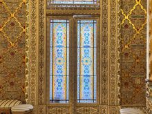 The famous Arabian room inside Bolsa