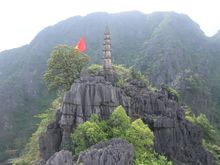 Pagoda, Mua Caves