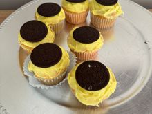 Our incredible hostess made solar eclipse cupcakes, which were delicious!