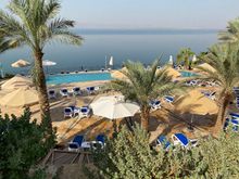 Overview of the beach 