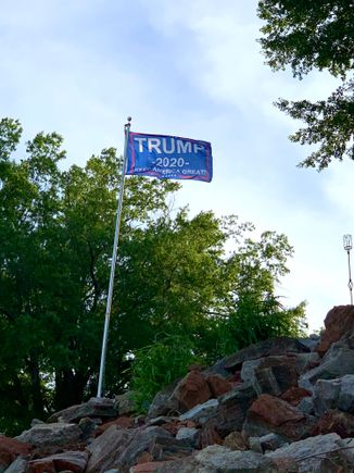 Our next door neighbor; and 3 doors down the other way, a Confederate flag is flying.... Did I mention we are in the heart of Dixie...