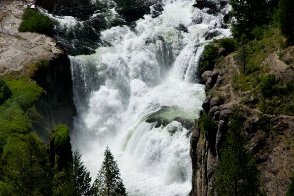 Big Falls, Idaho not far from Western Entrance to Yellowstone; brief visit to knock off that State.