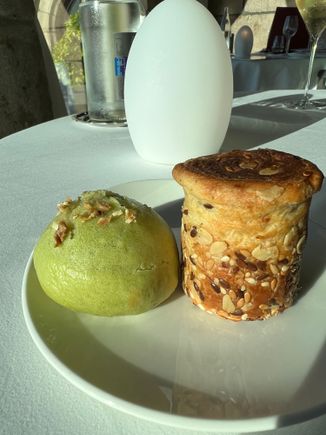 And this.  The steamed bun was stuffed with mussels.  I wanted to eat about
A dozen.amuse-