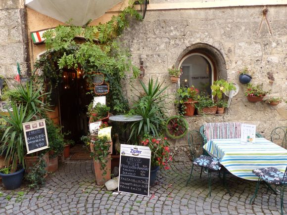 Welcoming restaurant