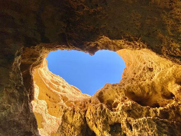 “Lovers” cave