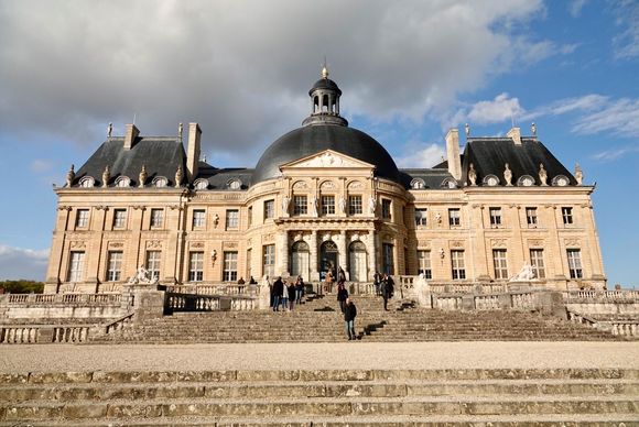 Vaux Le Vicomte, the back of the chateau facing the gardens.