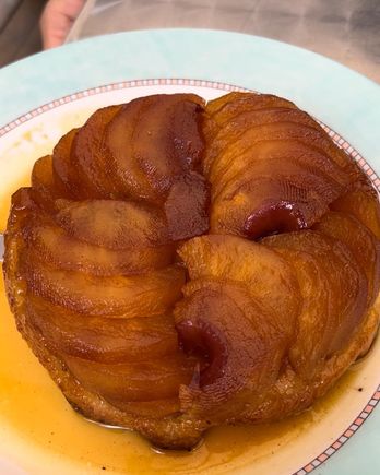 We ate this tarte tatin twice in one day. 