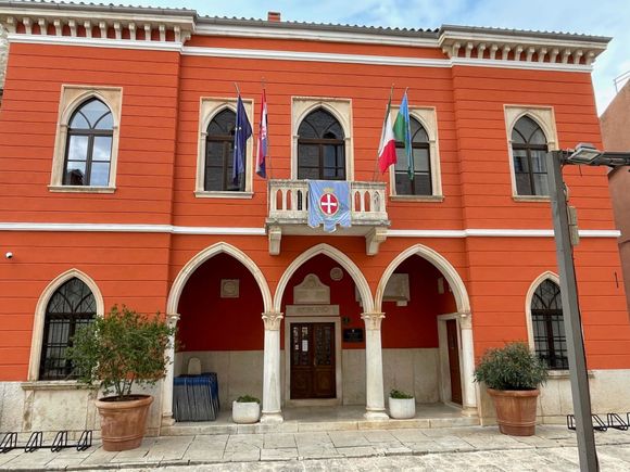 City Hall or the Municipal