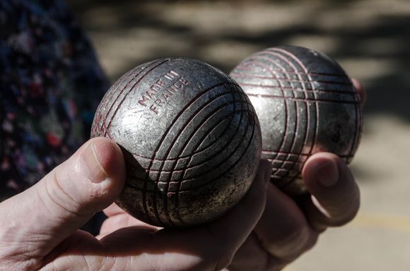 Vannes featured a pair of petanque terrains directly across from our wonderful rental house in the Port de Plaisance.