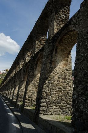 Ischia also has an water viaduct down its middle called The Piastri Pillars. We were told that it was built in the 17c and was not as we'd assumed ancient Roman. Nitrodi is the name of one established old spa that markets its special drinking waters.