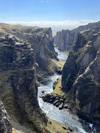 Fjaðrárgljúfur Canyon