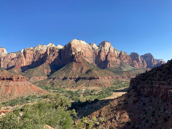 Last hike in Zion; view from vista on watchman trail loop 