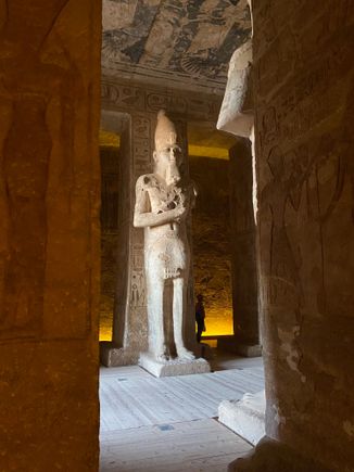 Interior statue of Ramses II 