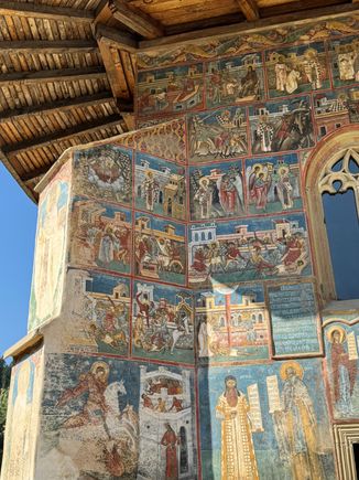 Close up view - The blue paint is called Voronet Blue