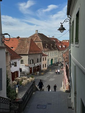 The passage of stairs to the Lower Town