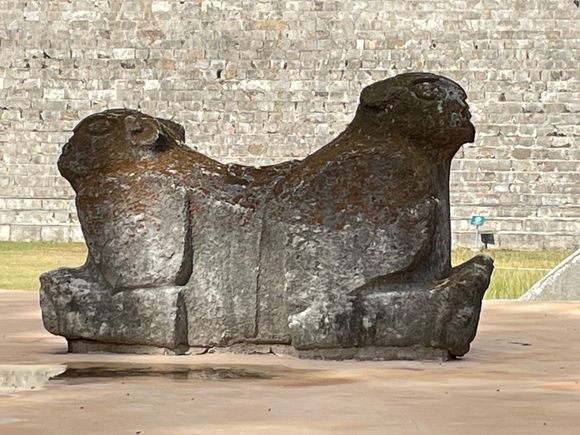 Two headed Jaguar in front of Governor's Palace