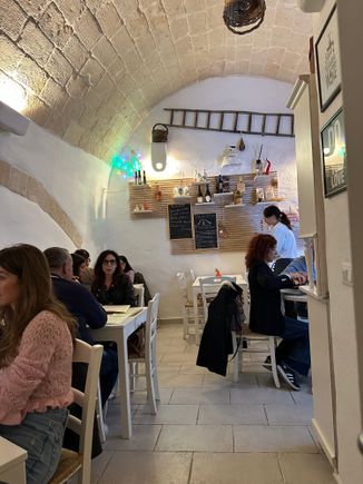 ARTE FARINA..full by the time we left, at 9pm, with many would-be diners turned away at the door