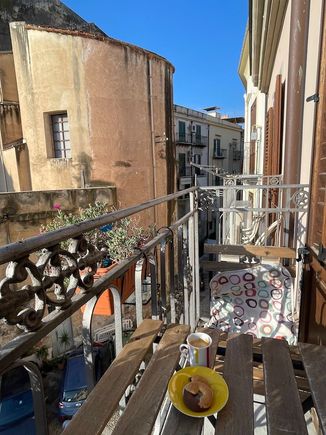 Breakfast on the terrace, looking south