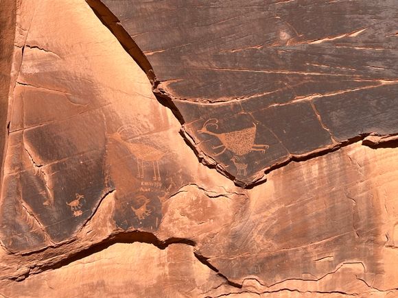 Hidden Valley petroglyphs.