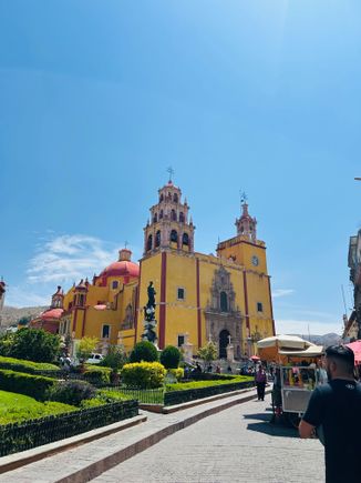 We went to Guanajuato today. 