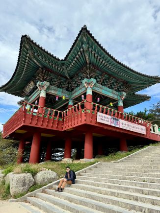 Day 2 starts at the Buddhist grotto of Seokguram