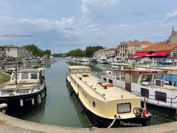 The canal 