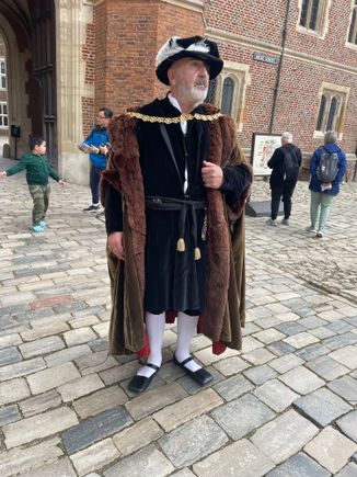 Well lookie here, if it isn’t Henry. He probably just beheaded a wife or two. 