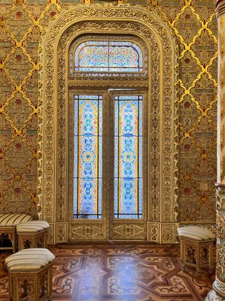 The famous Arabian room inside Bolsa