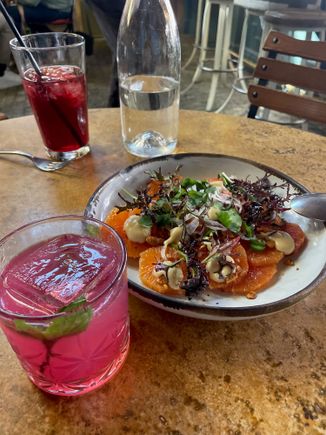 Manuela - Cara cara salad