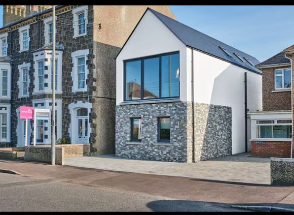 This is the little “ Greenhouse” in Castlerock NI