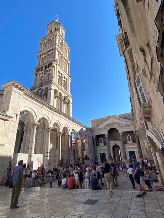 Diocletian's Palace Peristil 