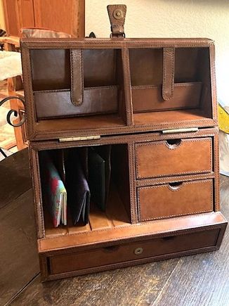 interior -- the leather smells so nice