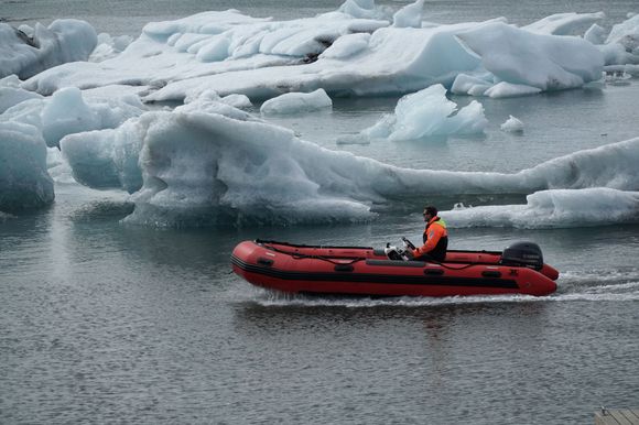 Jökulsárlón glacial lagoon