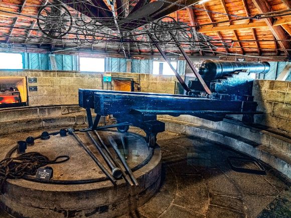 Large cannon at Murney tower. Notice that the cannon is a round metal track so that it can be rotated to fire in different directions 