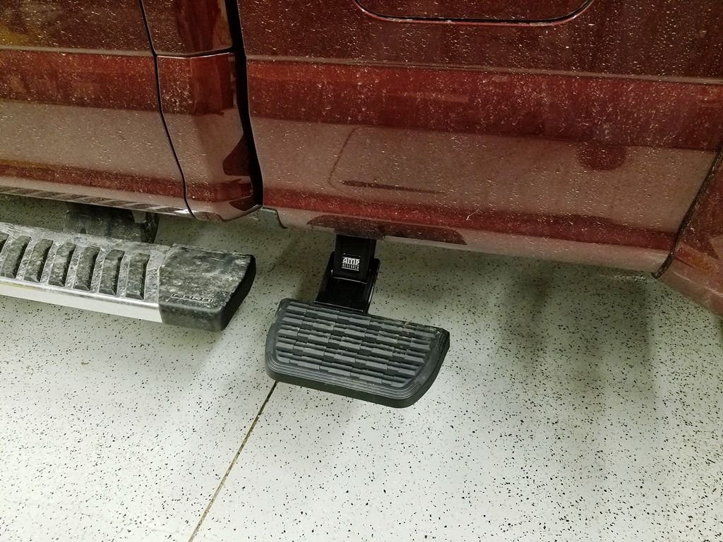 Side step for bed access f250 for CCSB KR Ford Truck Enthusiasts Forums