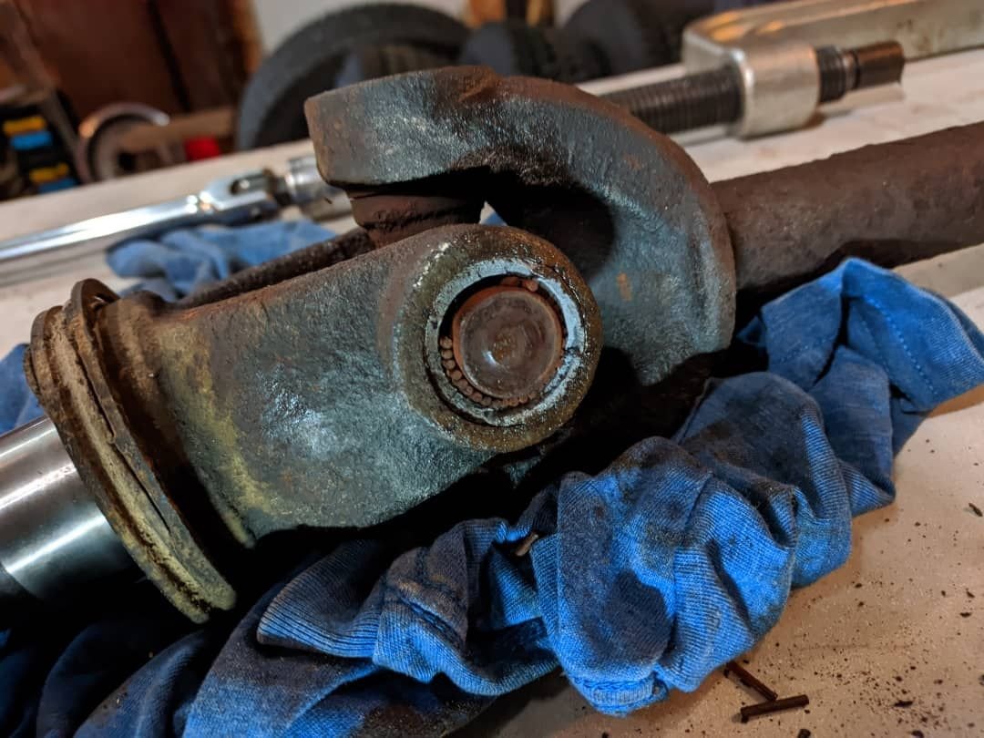 93 F250 Front Axle Universal Joint Replacement Ford Truck Enthusiasts