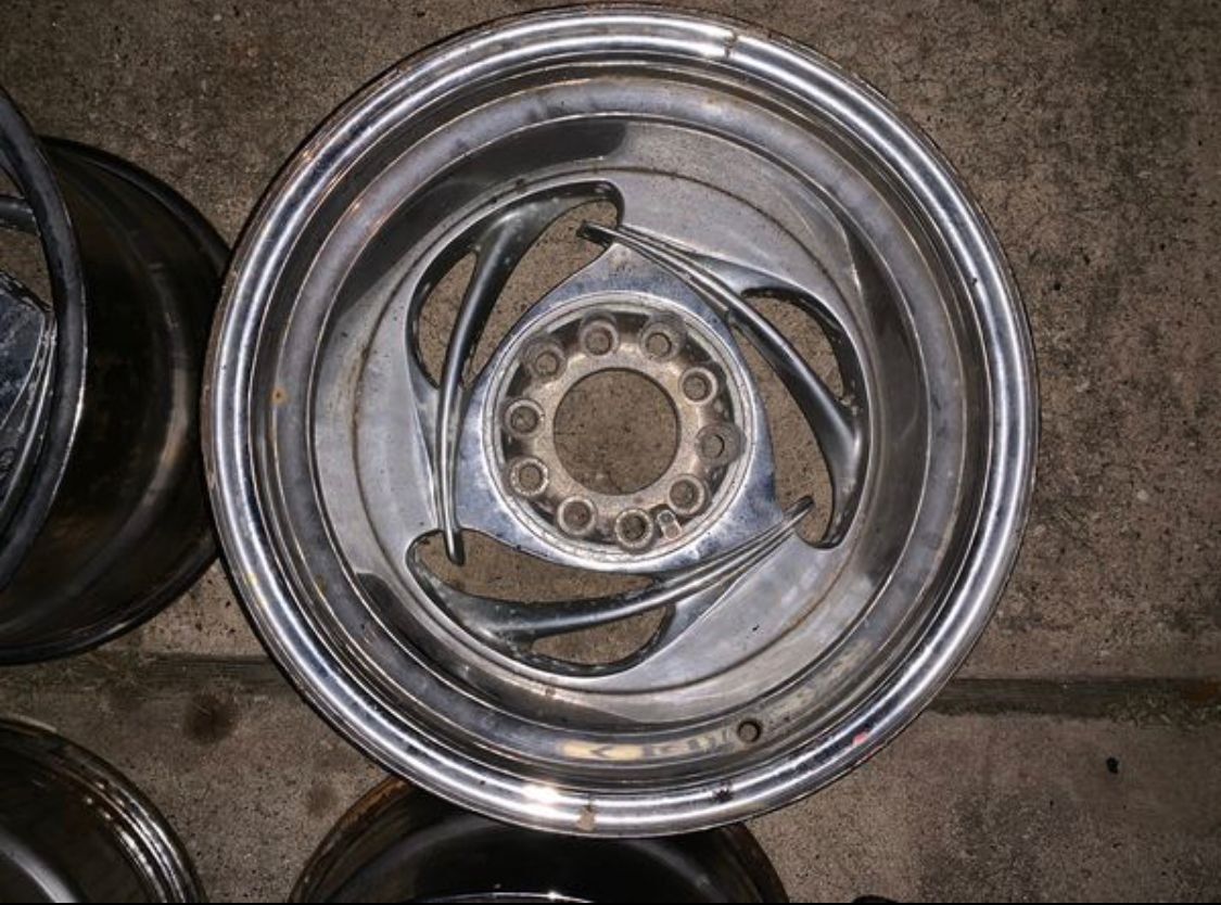 Help identifying these old school 15x10 billet wheels