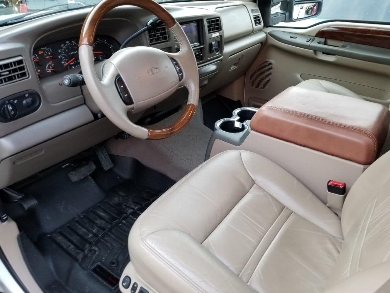2000 Ford Excursion - 2000 Ford Excursion Limited 2WD *** 55K Miles*** Upgraded One of a Kind ******** - Used - VIN 1FMNU42S9YED59969 - 54,975 Miles - 10 cyl - 2WD - Automatic - SUV - White - Beaver Falls, PA 15010, United States