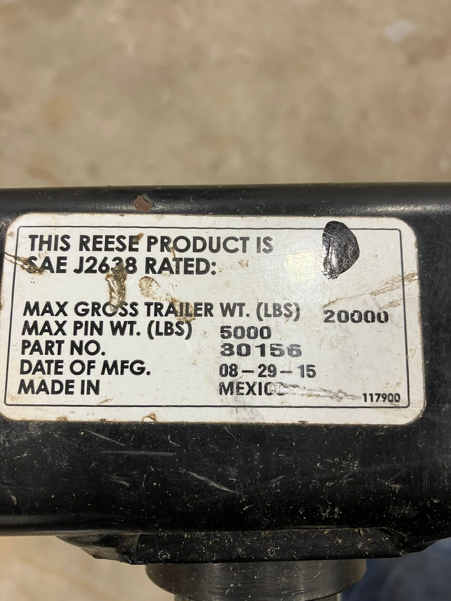 Reese 5th Wheel Hitch Adapter for Ford Factory puck system Ford Truck