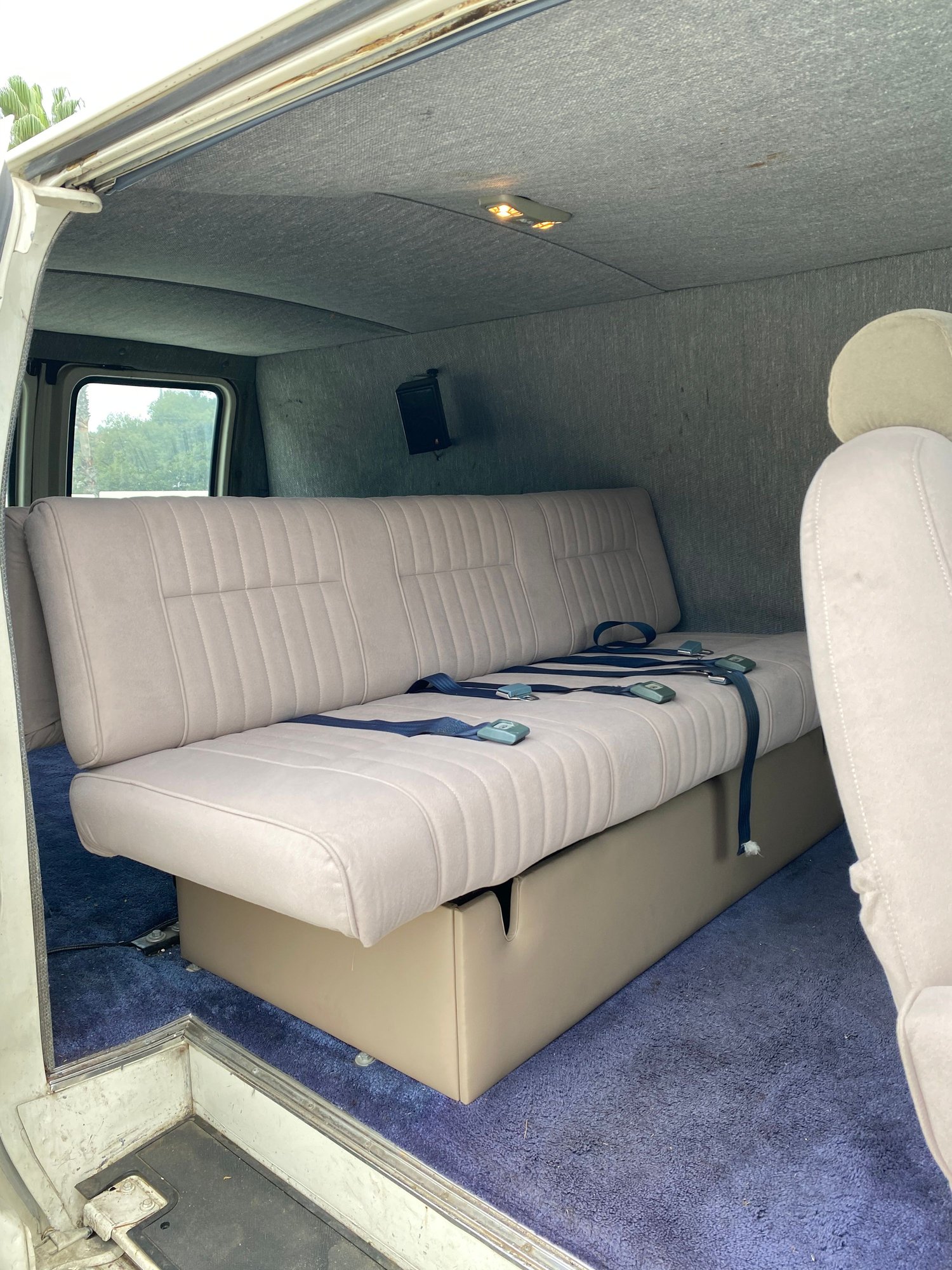 1990 Ford E-350 Econoline - 1990 e350 w/pathfinder conversion. Los Angeles - Used - VIN NA199e350 - 112,555 Miles - 8 cyl - 4WD - Automatic - Van - White - Los Angeles, CA 90041, United States