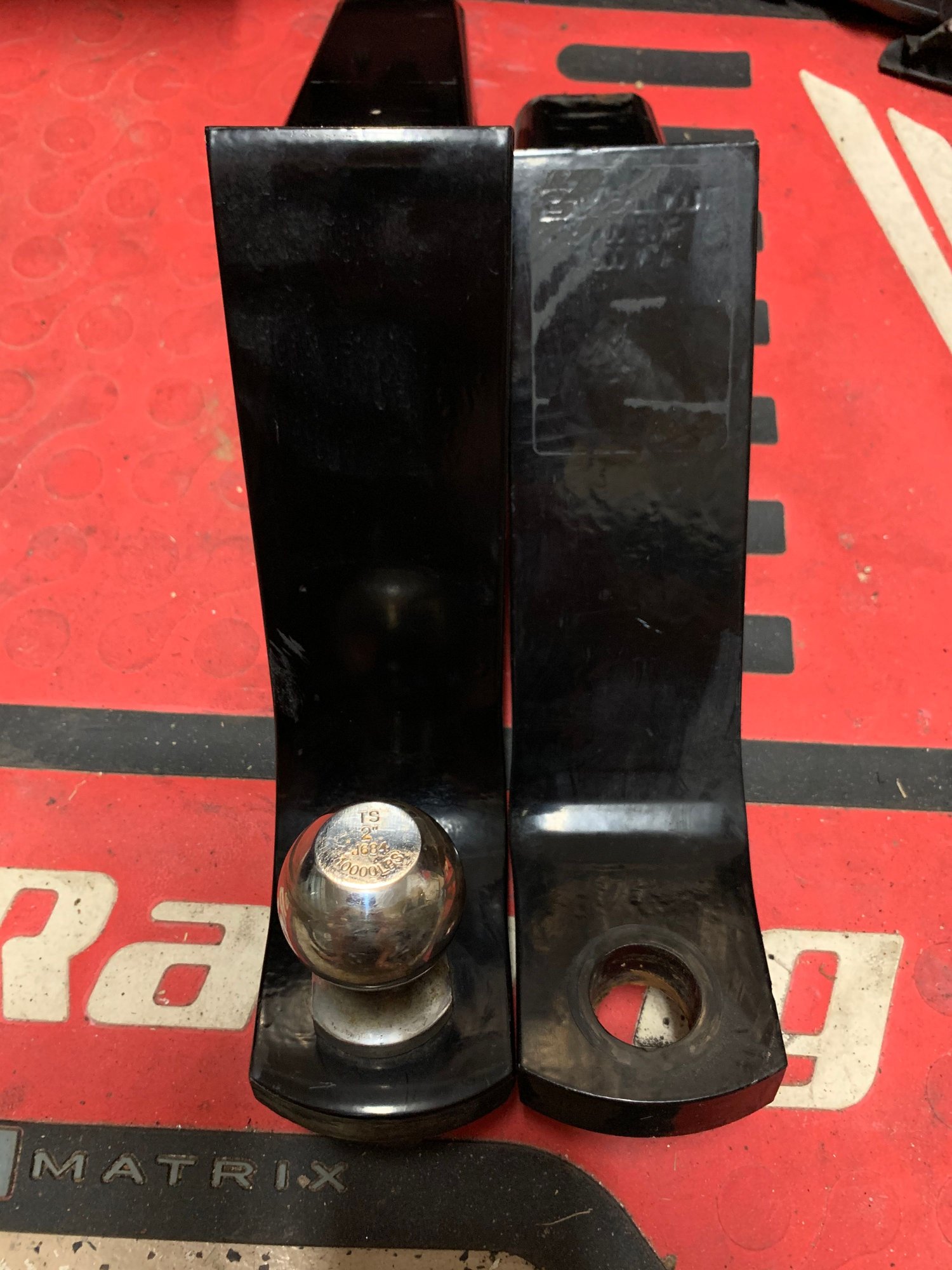 Miscellaneous - 2.5 shank 6 inch drop 7.75 drop hitches - Used - 0  All Models - League City, TX 77573, United States