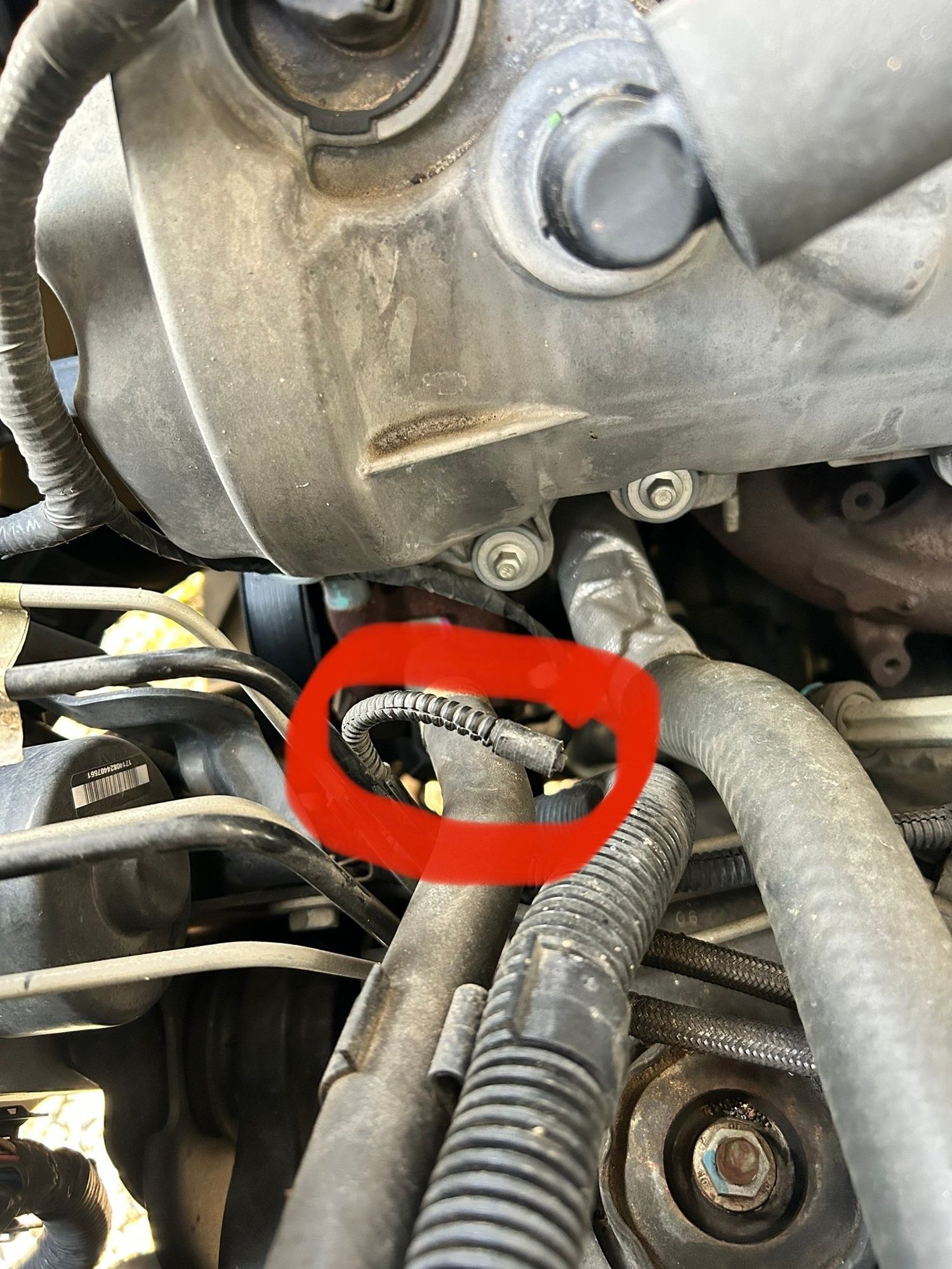 2006 Lincoln Navigator broken vacuum line or vent tube? - Ford Truck