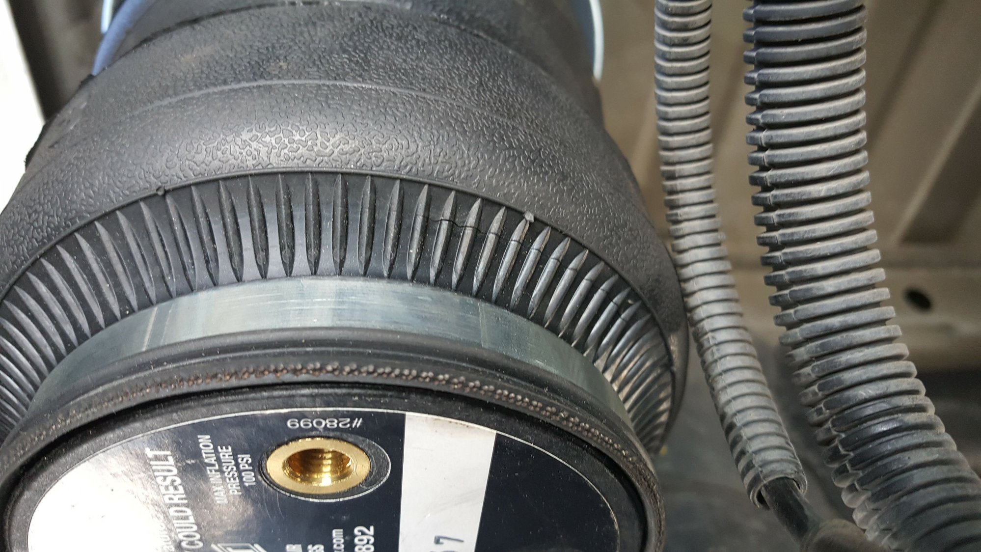 Firestone Vs. Airlift Ford Truck Enthusiasts Forums