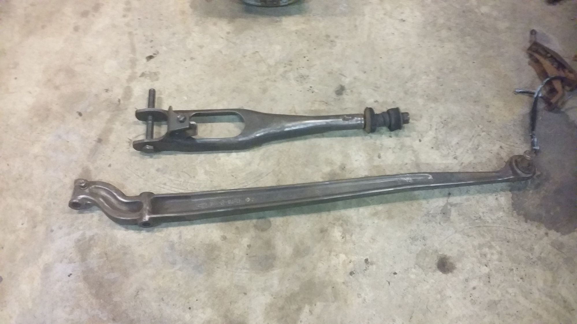 Broken radius arm, help Ford Truck Enthusiasts Forums