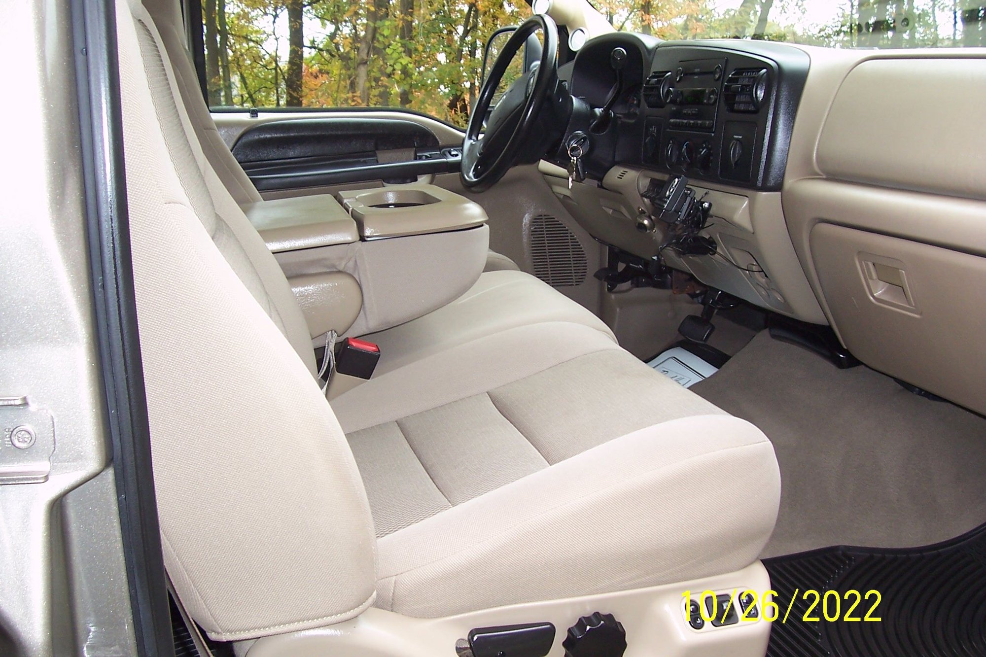 2005 Ford F-250 Super Duty - Extra Clean Low Mileage 2005 F250 SD XLT Crew Cab LB 6.0 (STUDDED) Diesel - Used - VIN 1FTSW21P95EA66152 - 74,800 Miles - 8 cyl - 4WD - Automatic - Truck - Beige - Millersville, MD 21108, United States