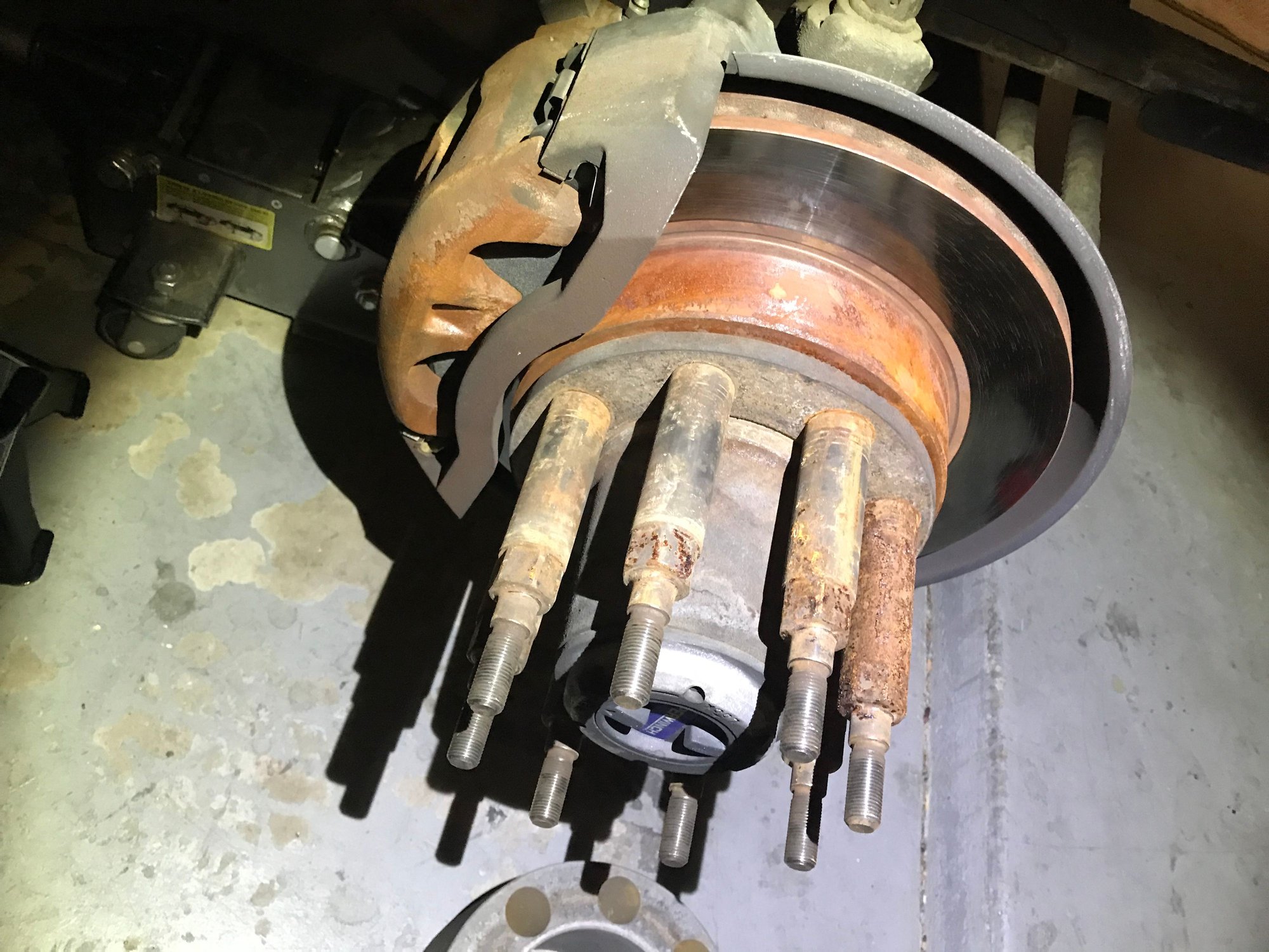 1995 F350 Centurion rear spacer question.... Ford Truck Enthusiasts