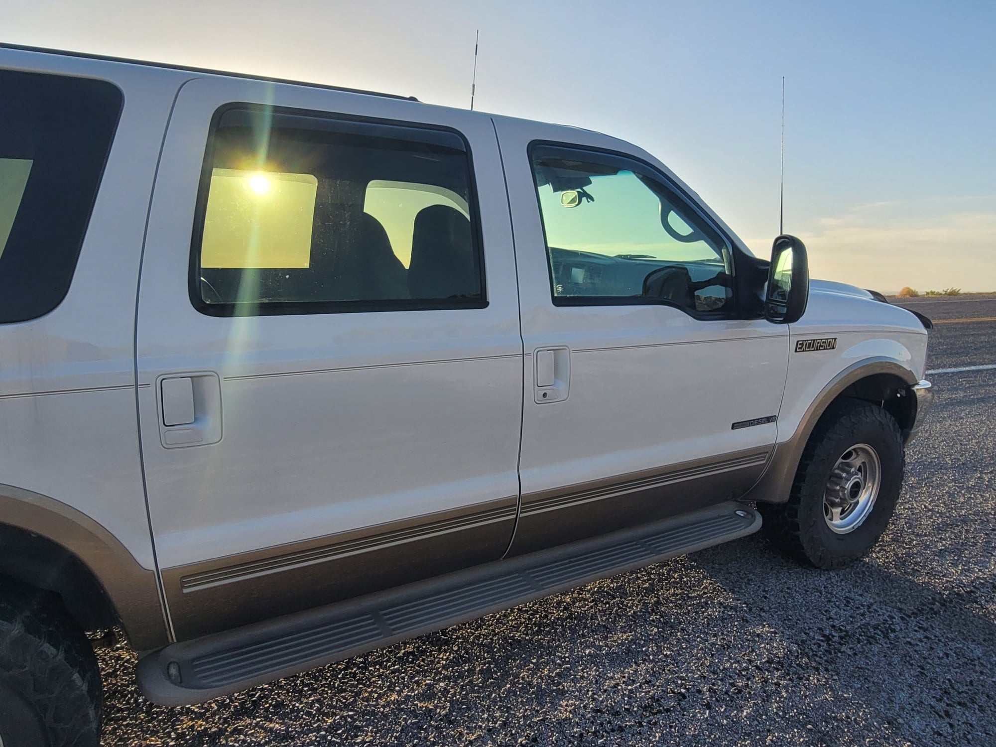 2001 Ford Excursion - 2001 Ford Excursion Limited, 7.3L, 4x4, BTS transmission - Used - Las Cruces, NM 88011, United States