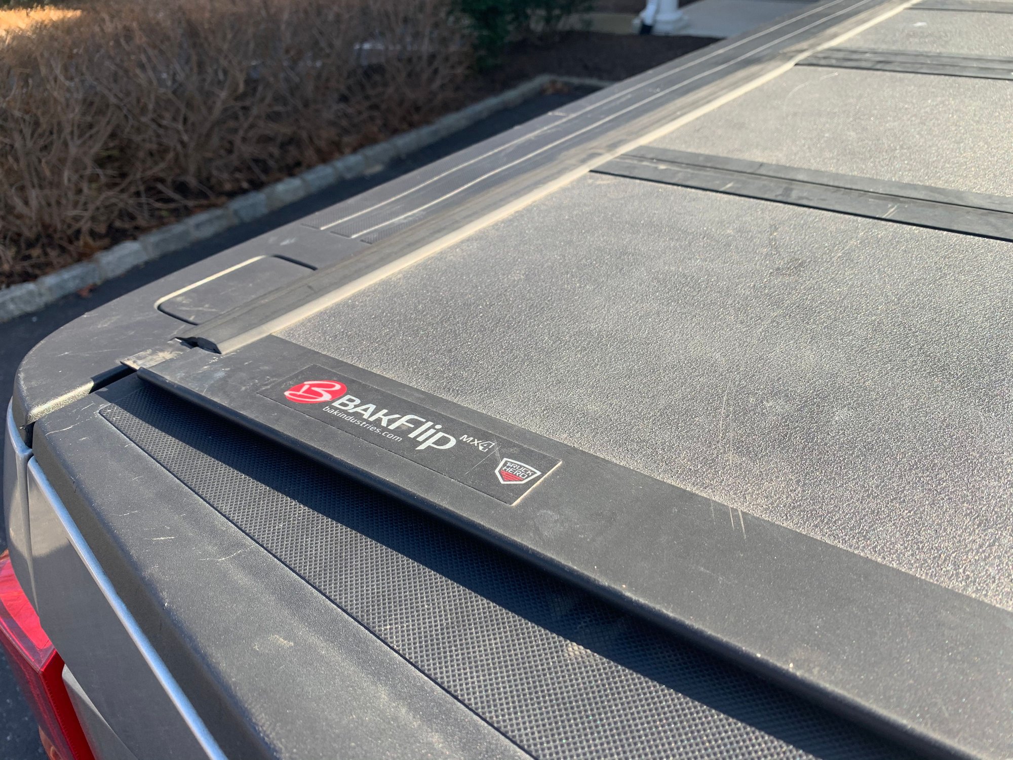 Accessories - Bakflip mx4 bed cover - Used - 2017 to 2020 Ford F-250 Super Duty - Hampton Bays, NY 11946, United States